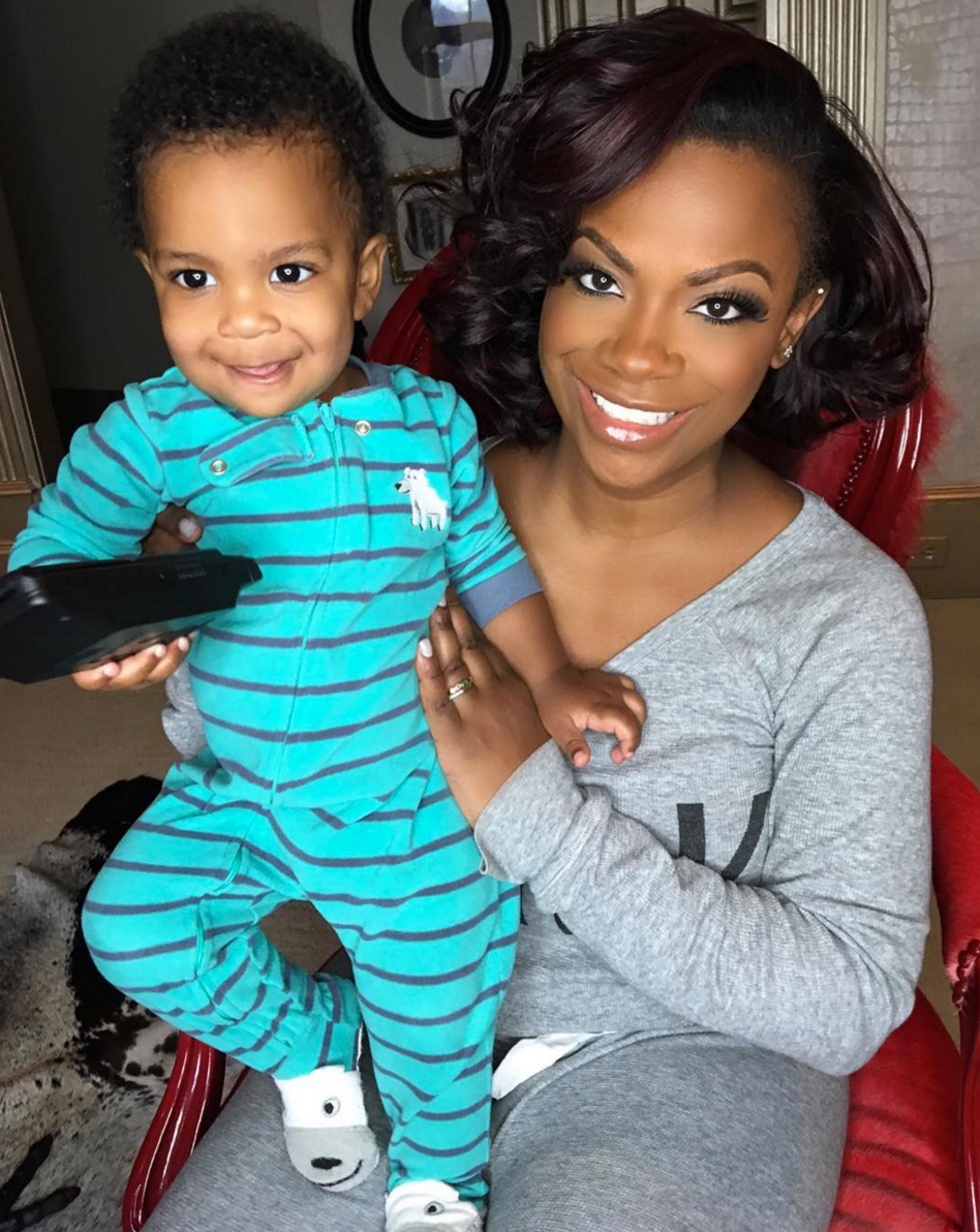 Hot Mamas! 14 Fabulous Celebrities Who Had Babies in 2016
